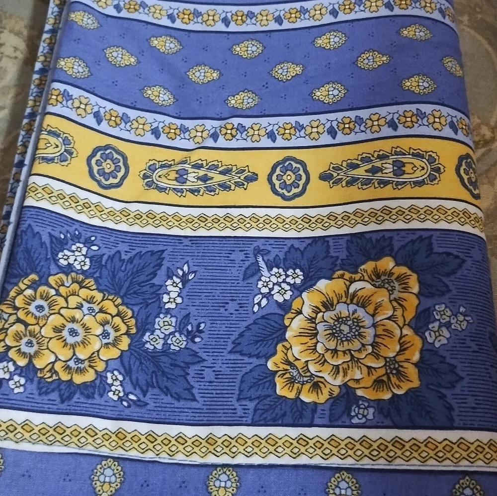 NWT Marat D' Avignon Blue and Yellow Floral Tablecloth